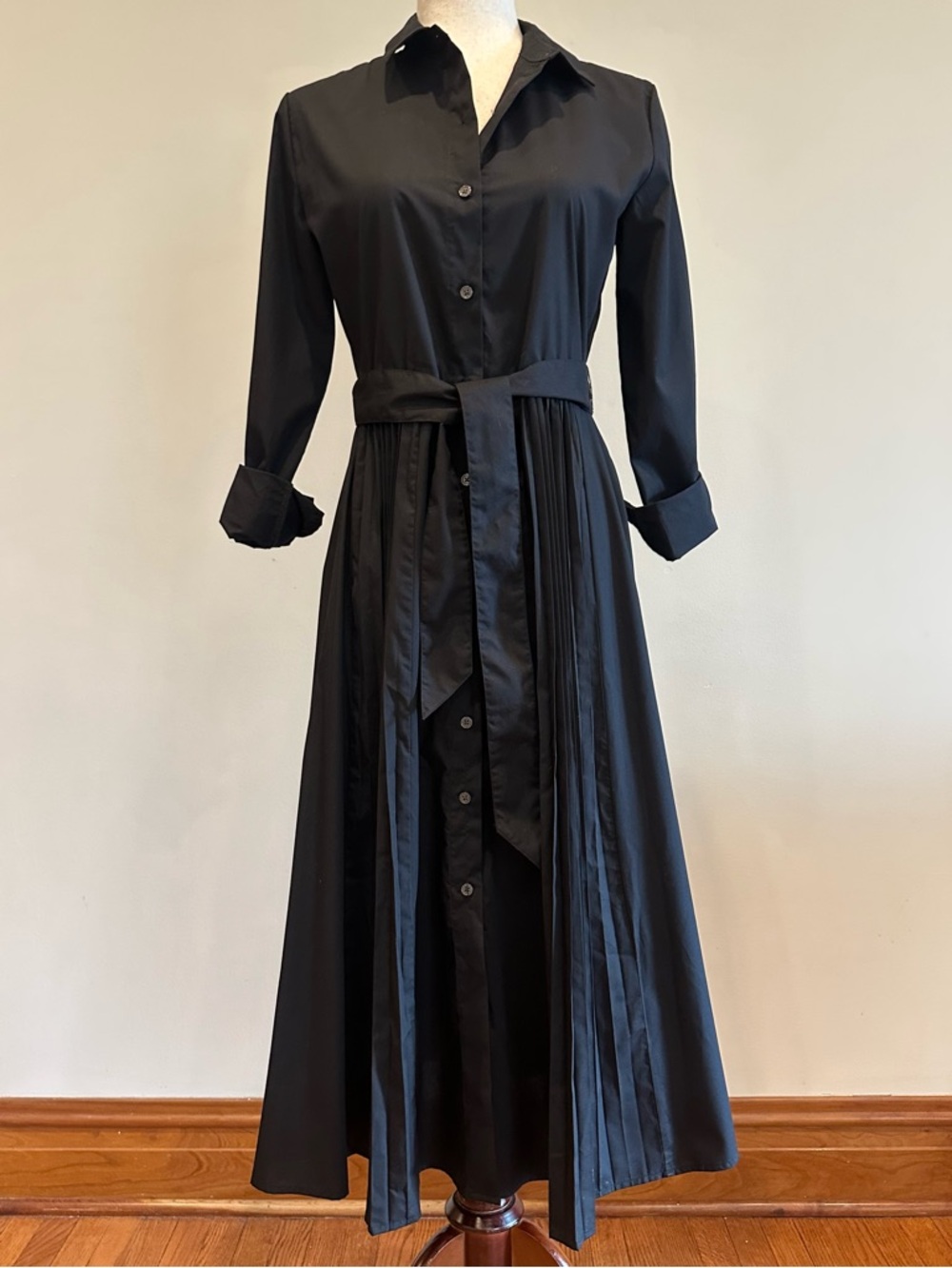 Banana Republic Black Long-Sleeve Poplin Maxi Pleated Shirt Dress with Waist Tie